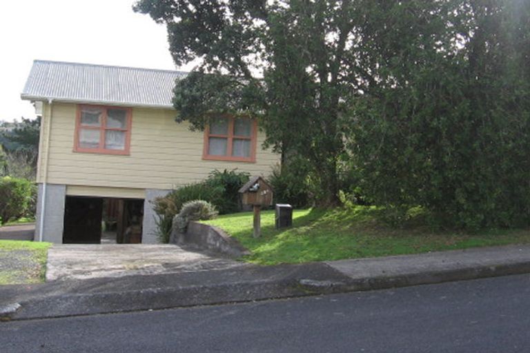 Photo of property in 38 Noall Street, Te Atatu Peninsula, Auckland, 0610
