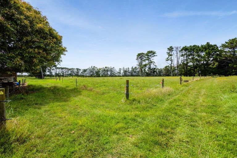 Photo of property in 51 Brown Road, Brixton, Waitara, 4382