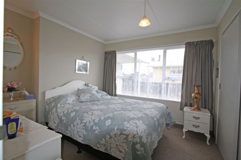 Photo of property in 3 Tawake Place, Waitara, 4320