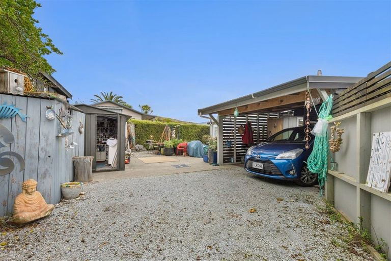 Photo of property in 1142 Abel Tasman Drive, Ligar Bay, Takaka, 7183