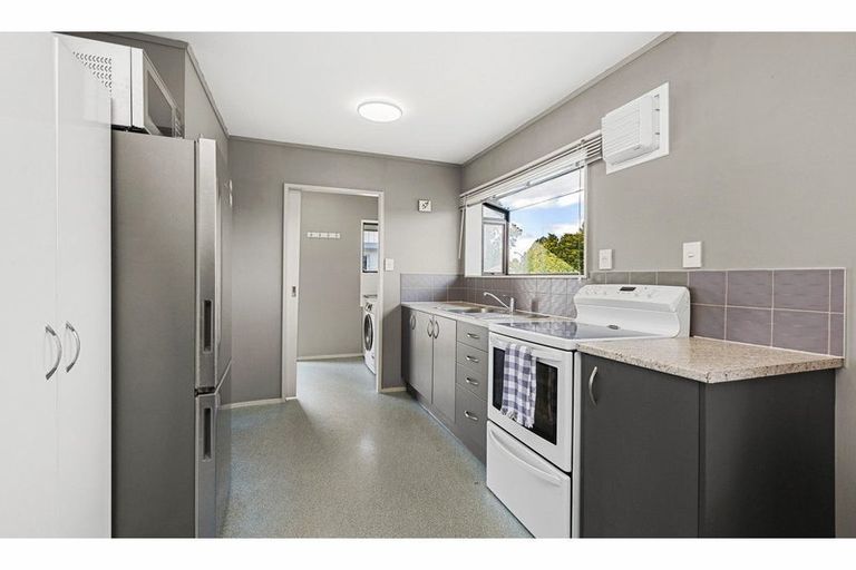 Photo of property in 23 Lloyd Drive, Nawton, Hamilton, 3200