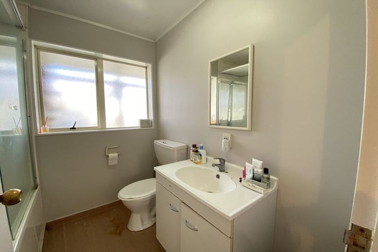Photo of property in 15 Robin Brooke Drive, Flat Bush, Auckland, 2019