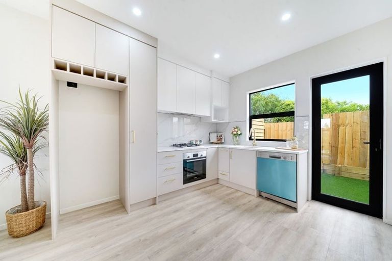 Photo of property in 3/73 Victoria Road, Papatoetoe, Auckland, 2025