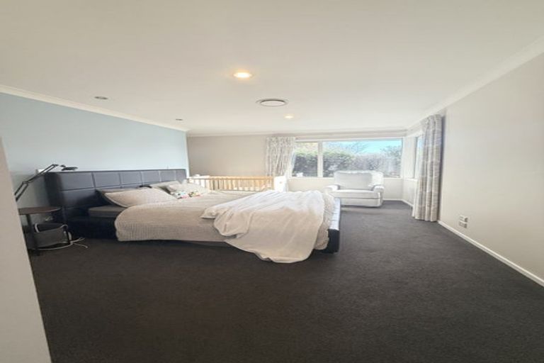 Photo of property in 82 Mcmahon Drive, Aidanfield, Christchurch, 8025