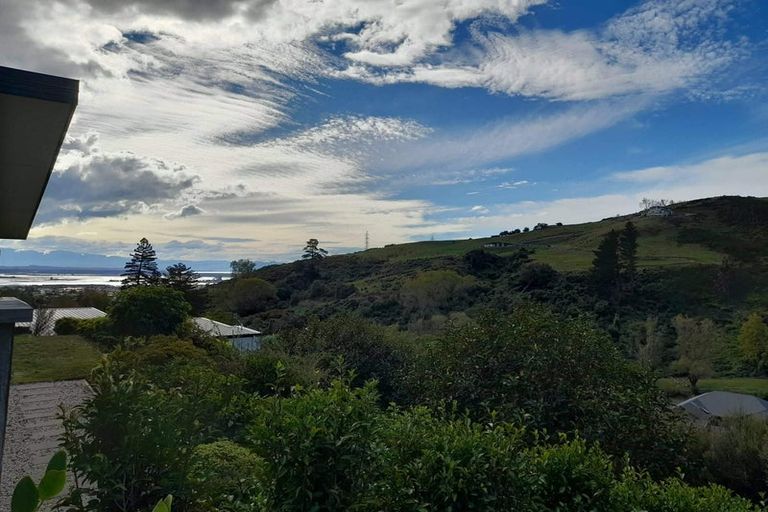 Photo of property in 12 Hill Tops Way, Stoke, Nelson, 7011