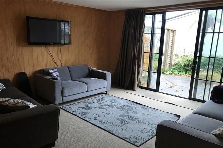 Photo of property in 1/46 Queen Street, North Dunedin, Dunedin, 9016