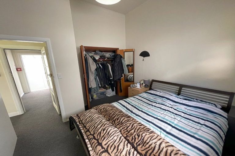 Photo of property in 102 Tinakori Road, Thorndon, Wellington, 6011