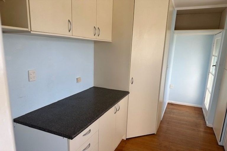 Photo of property in 9 Winifred Avenue, Bayview, Auckland, 0629