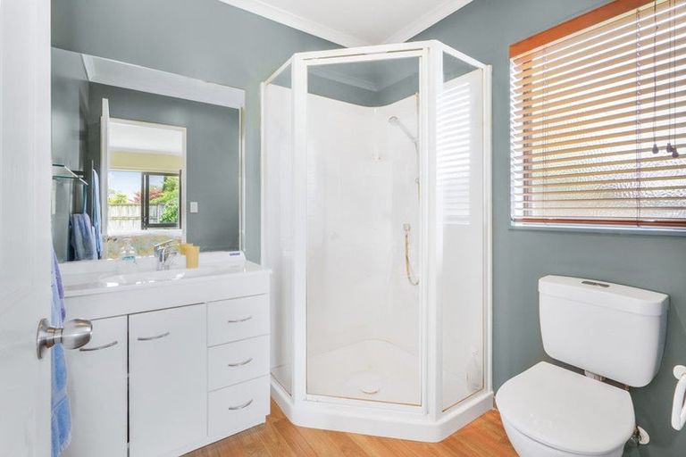 Photo of property in 43 Farringdon Avenue, Rototuna North, Hamilton, 3210