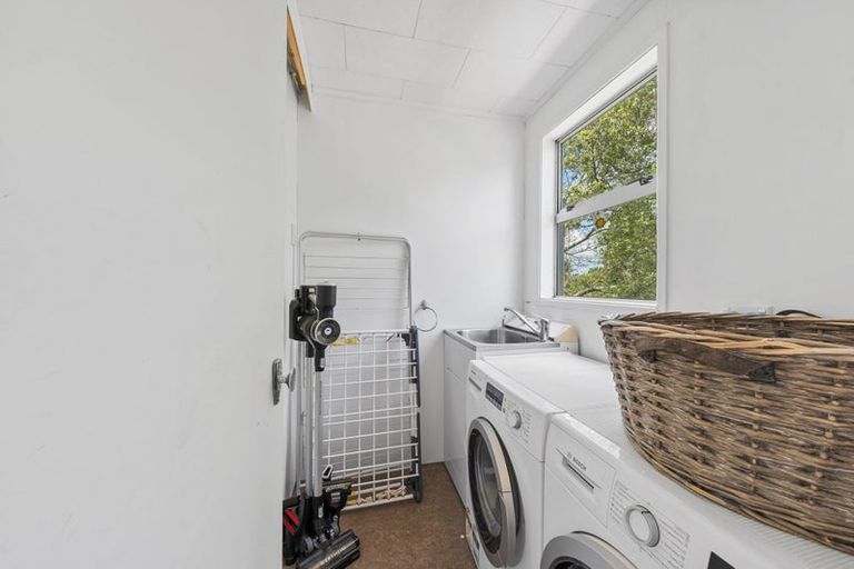 Photo of property in 20 Dudley Road Lower, Inglewood, 4386