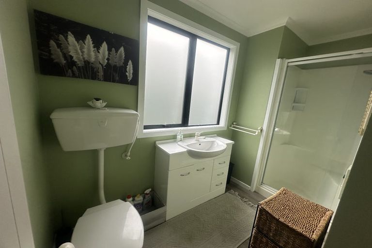 Photo of property in 6 Mckibbin Place, Arrowtown, 9302