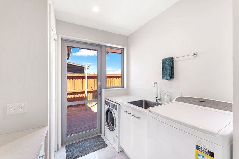 Photo of property in 11 Foxton Drive, Kaiapoi, 7630