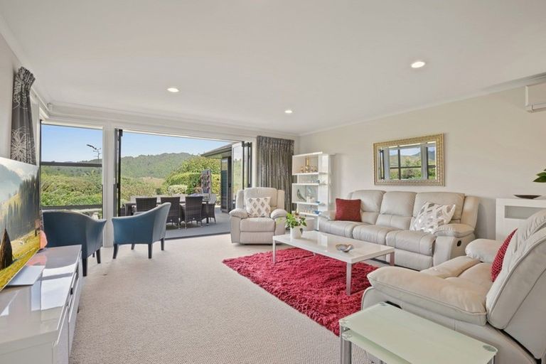 Photo of property in 9 Angus Way, Nikau Valley, Paraparaumu, 5032