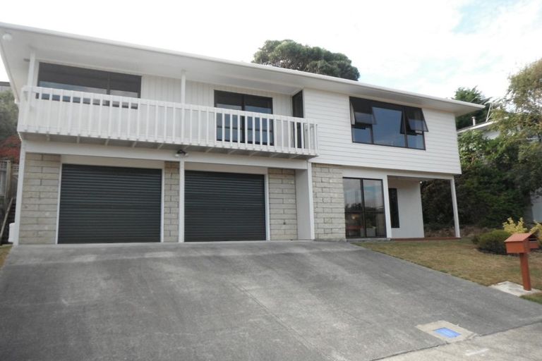 Photo of property in 21 Spyglass Lane, Whitby, Porirua, 5024