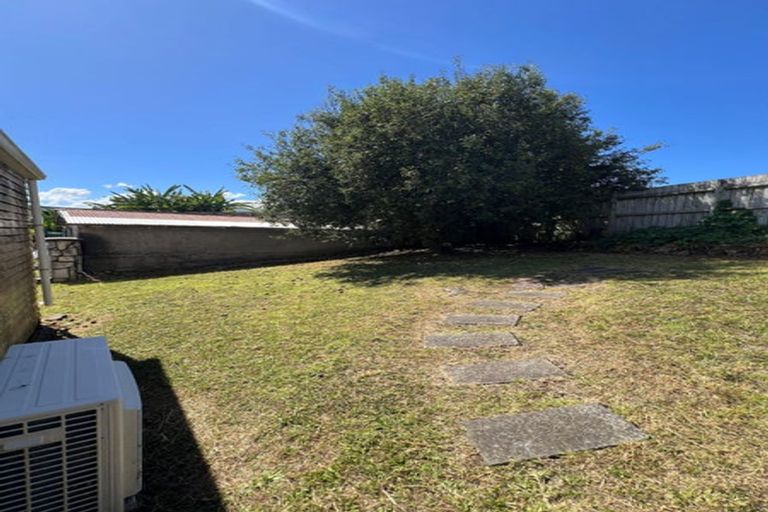 Photo of property in 15 Stainton Place, Otara, Auckland, 2023