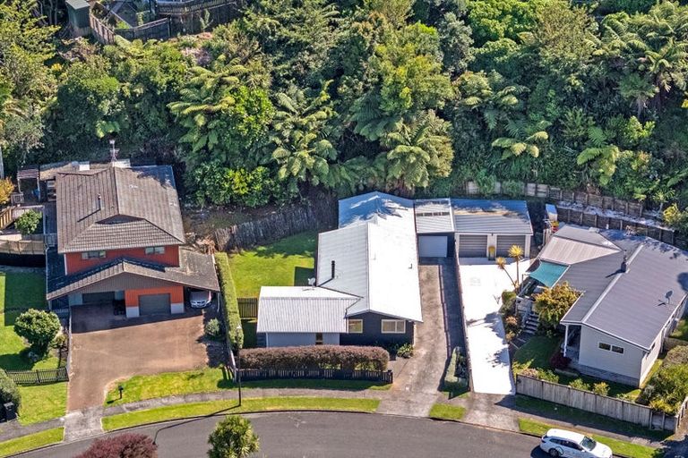 Photo of property in 9 Ambury Place, Merrilands, New Plymouth, 4312