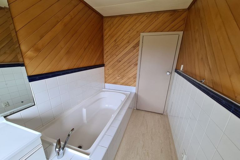 Photo of property in 16a Hunua Road, Papakura, 2110