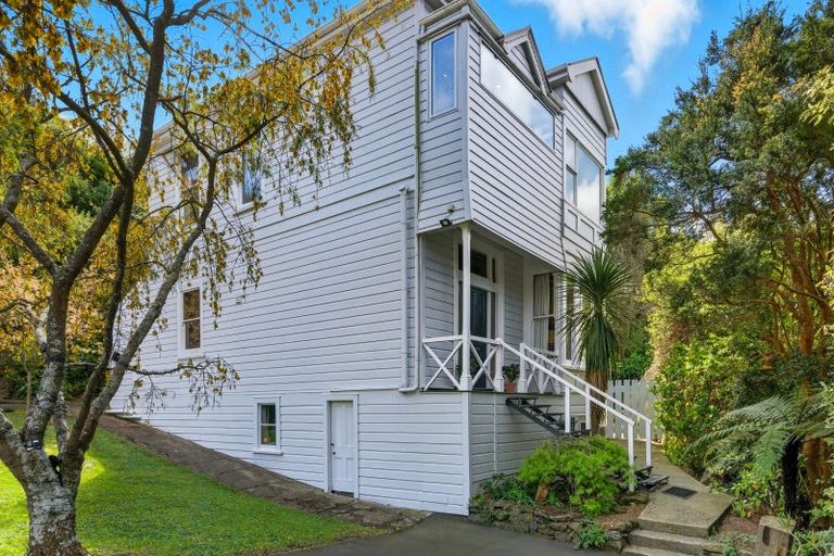 Photo of property in 7 Strathmore Crescent, Roslyn, Dunedin, 9010