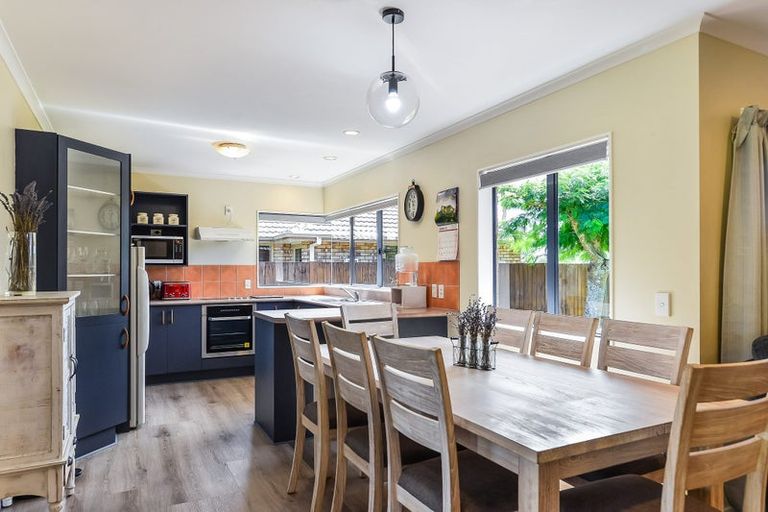 Photo of property in 34 Cairns Crescent, Rototuna, Hamilton, 3210