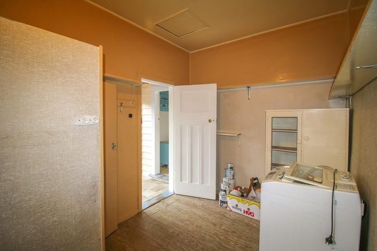 Photo of property in 83 Walker Street, Bluff, 9814