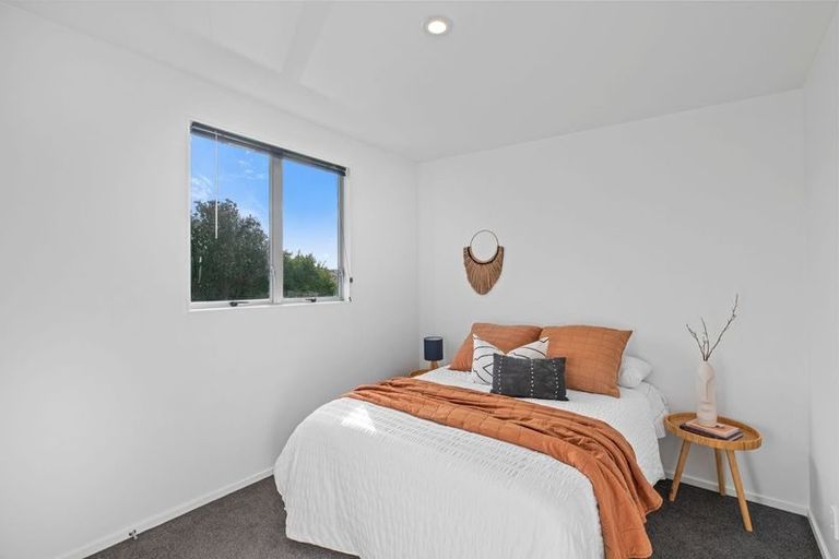 Photo of property in 45 Albionvale Road, Glen Eden, Auckland, 0602