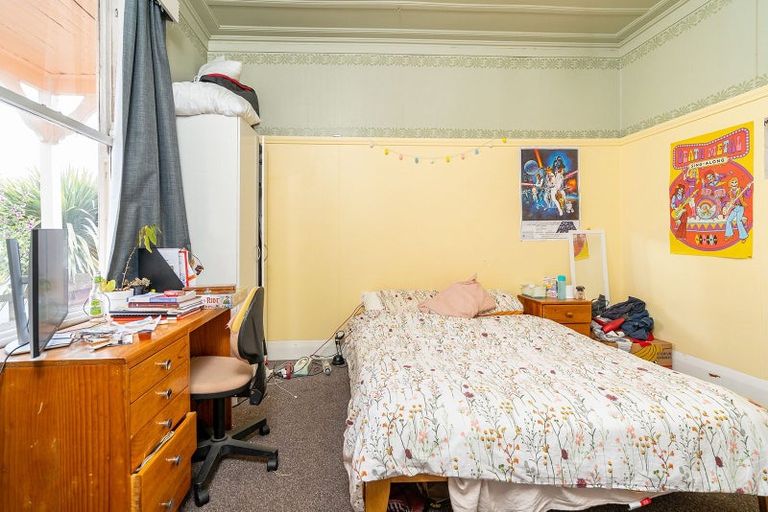 Photo of property in 33 Clyde Street, North Dunedin, Dunedin, 9016