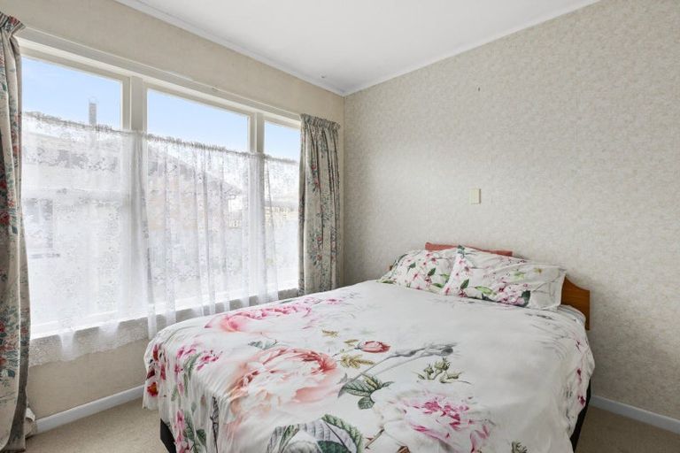 Photo of property in 301 Frimley Avenue, Frimley, Hastings, 4120