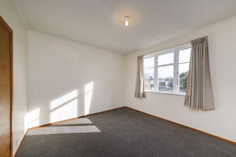 Photo of property in 9 Lewis Place, Highbury, Palmerston North, 4412