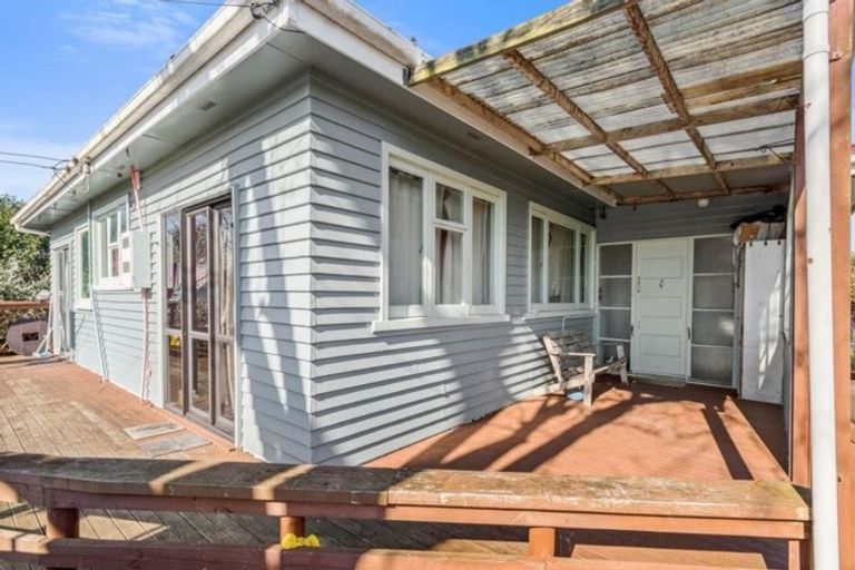 Photo of property in 11 Gordon Road, Papatoetoe, Auckland, 2025