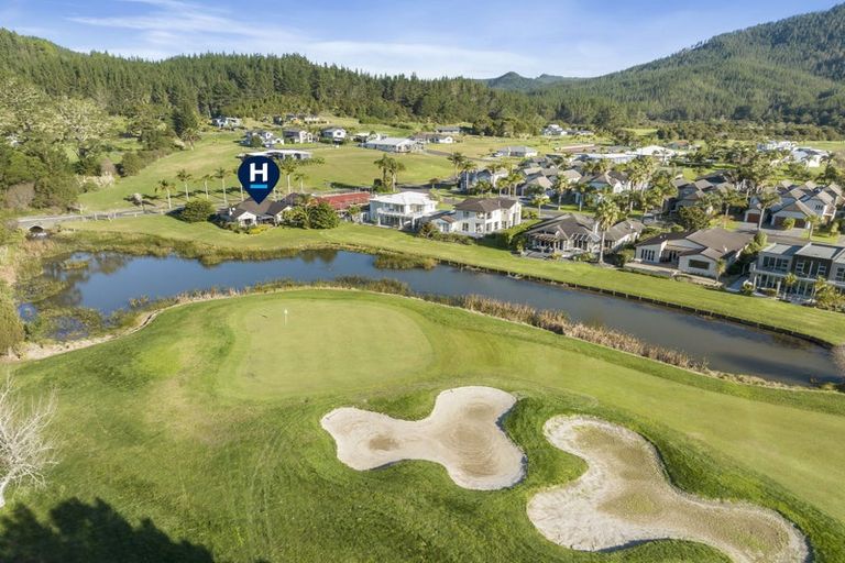 Photo of property in 18 Saint Andrews Drive, Pauanui, Hikuai, 3579