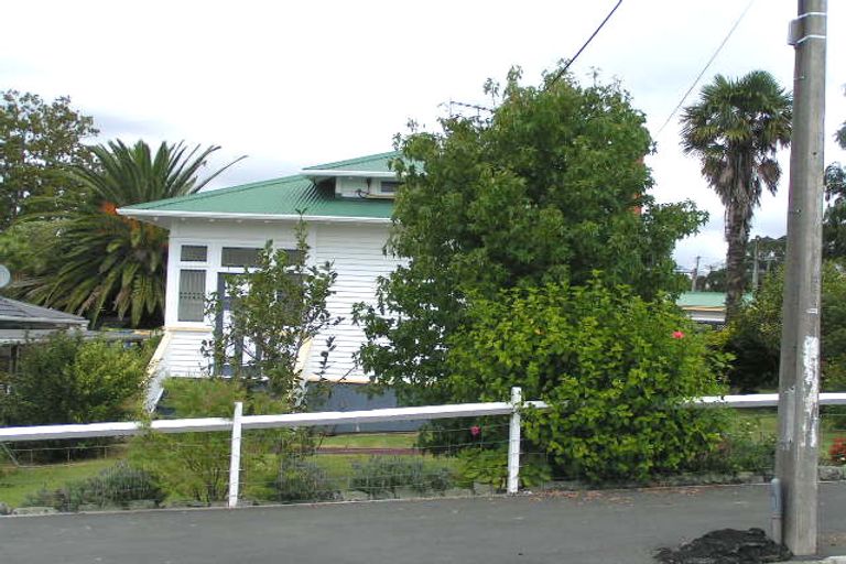 Photo of property in 9 Stafford Road, Northcote Point, Auckland, 0627