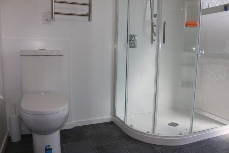 Photo of property in 7a Aroha Street, Takaro, Palmerston North, 4410