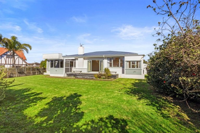 Photo of property in 173 Ngatai Road, Otumoetai, Tauranga, 3110