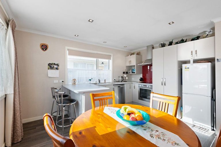 Photo of property in 124 Argyle Street, Mosgiel, 9024