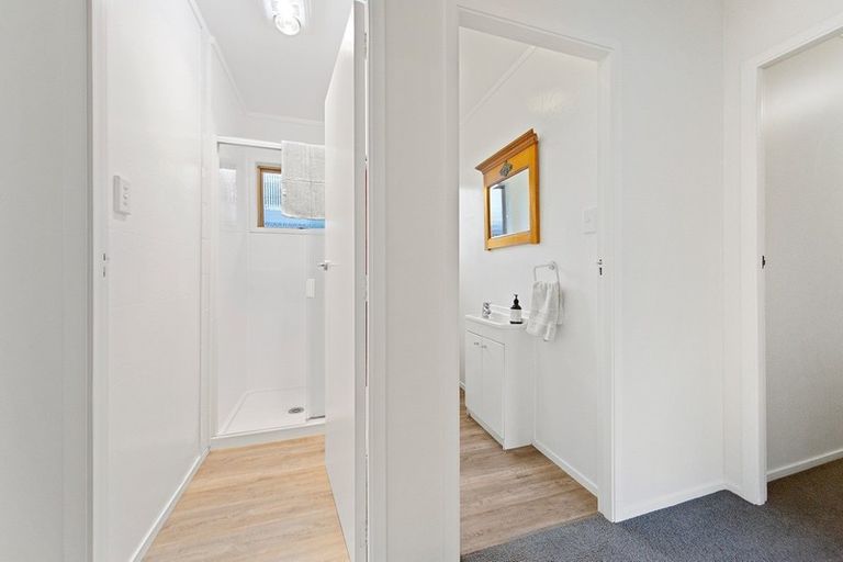 Photo of property in 12 Davita Place, Farm Cove, Auckland, 2012