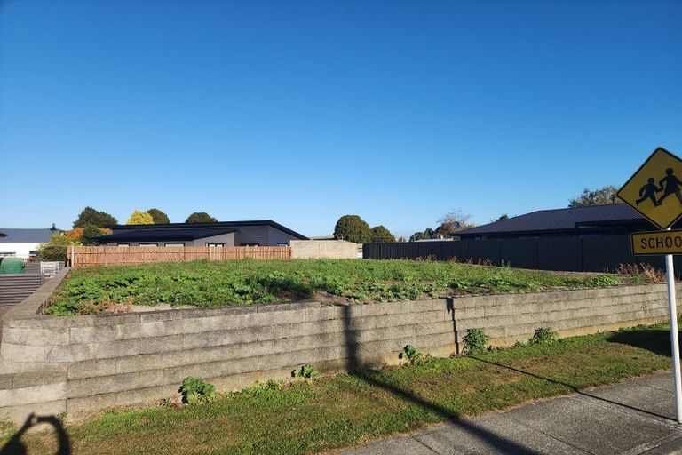 Photo of property in 15 Lanark Street, Balclutha, 9230