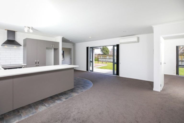 Photo of property in 4 Twickenham Place, Nawton, Hamilton, 3200