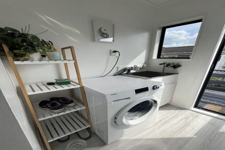 Photo of property in 58 Albatross Close, Whitby, Porirua, 5024