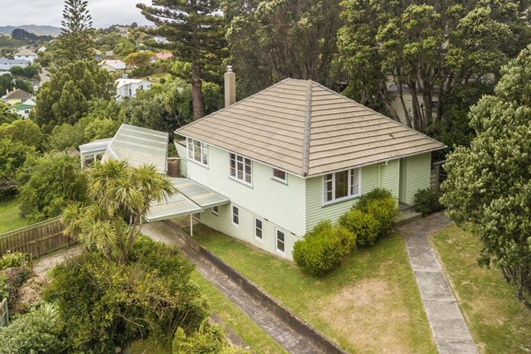 Photo of property in 15 Spur Grove, Titahi Bay, Porirua, 5022