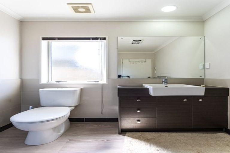 Photo of property in 34 Riviera Drive, Flat Bush, Auckland, 2019