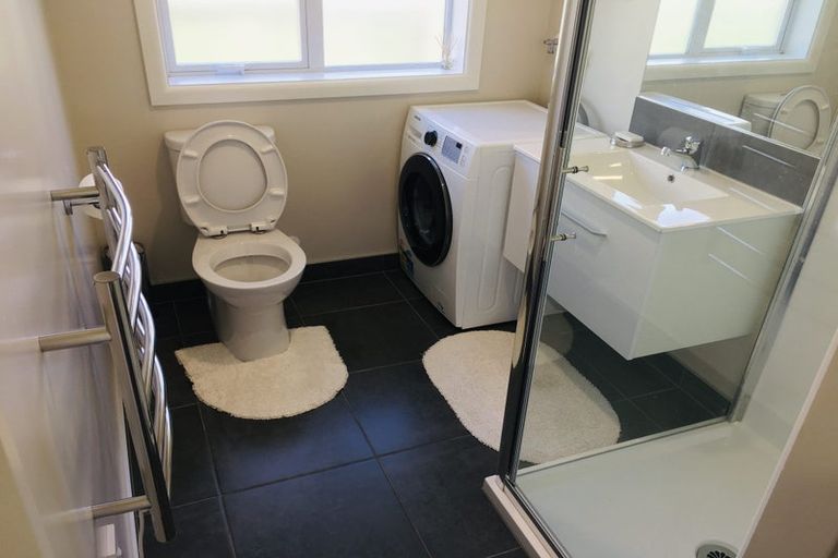 Photo of property in 252 Avonhead Road, Avonhead, Christchurch, 8042