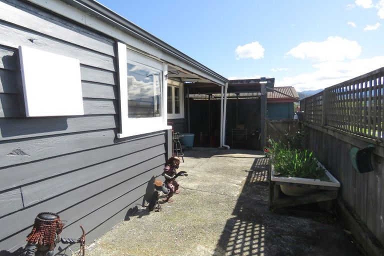 Photo of property in 5 Herald Street, Reefton, 7830