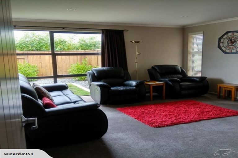 Photo of property in 11 Geneva Terrace, Kelvin Grove, Palmerston North, 4414