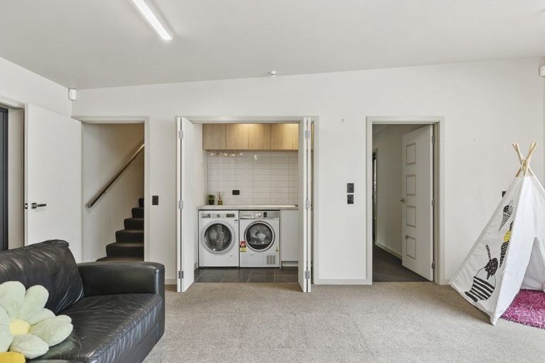 Photo of property in 92 Preston Crescent, Belleknowes, Dunedin, 9011