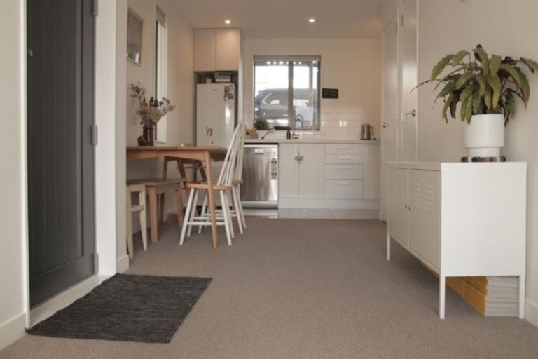 Photo of property in 7/24 Princess Terrace, Newtown, Wellington, 6021