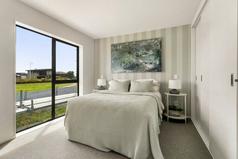 Photo of property in 53 Bearing Parade, Long Bay, Auckland, 0630