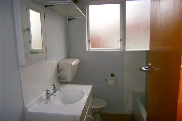 Photo of property in 56a Acacia Avenue, Maungaraki, Lower Hutt, 5010