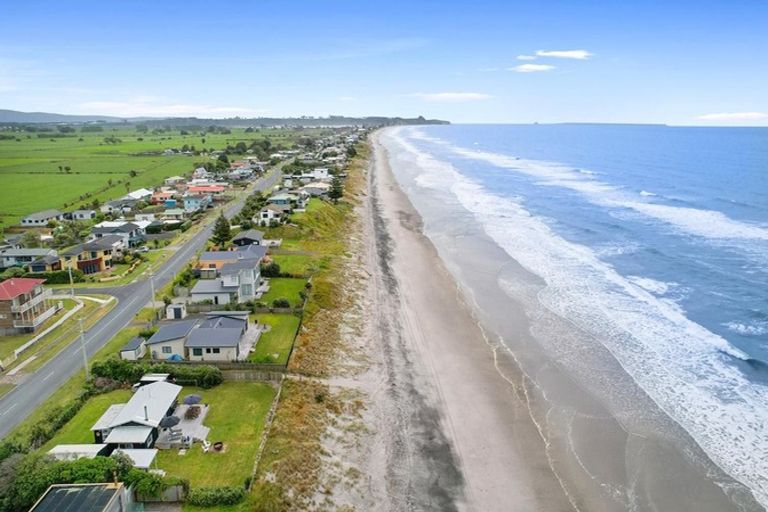 Photo of property in 17 Pukehina Parade, Pukehina, 3189