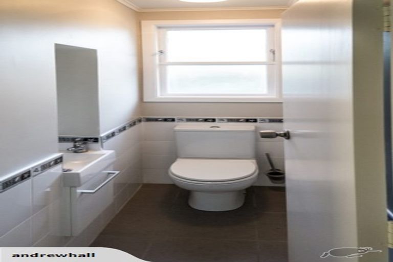 Photo of property in 7 Leybourne Avenue, Waikanae, 5036