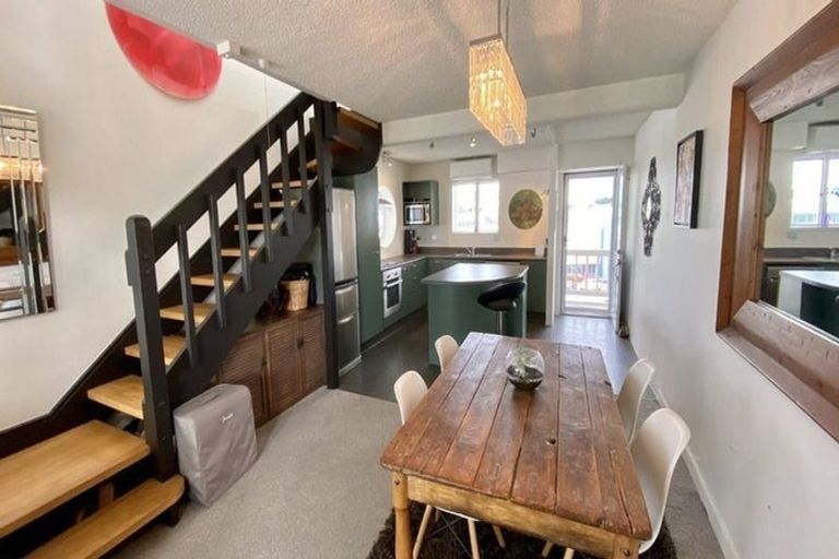 Photo of property in 251 Marine Parade, Napier South, Napier, 4110